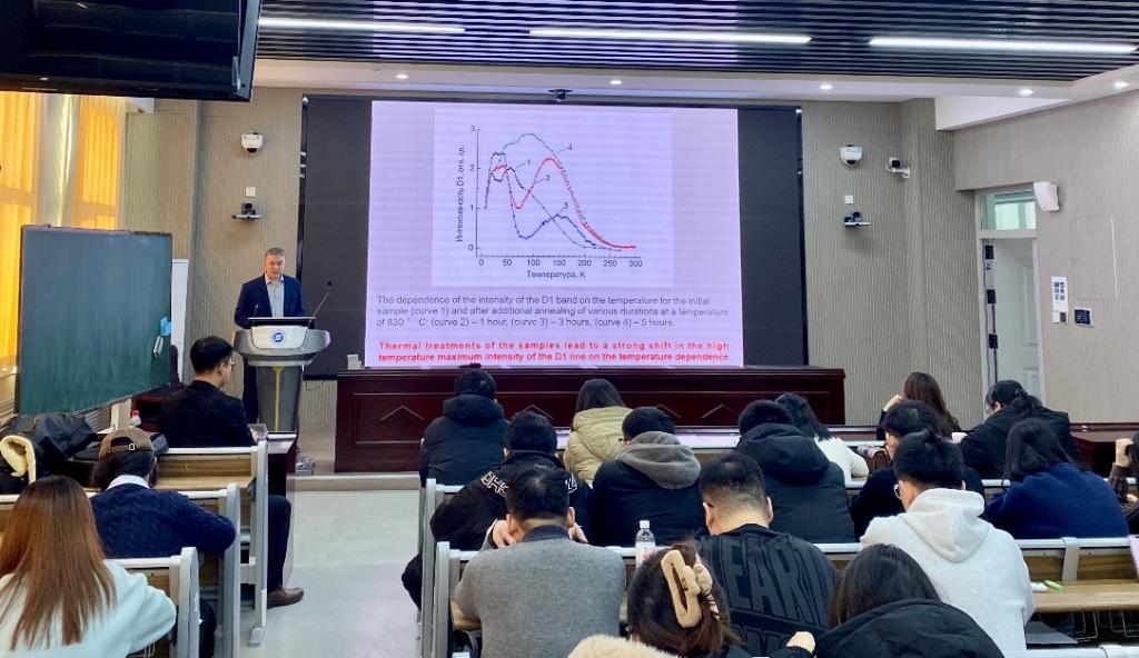 久青草无码视频在线观看第一苞