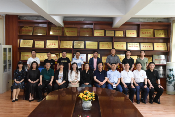 久青草无码视频在线观看第一苞