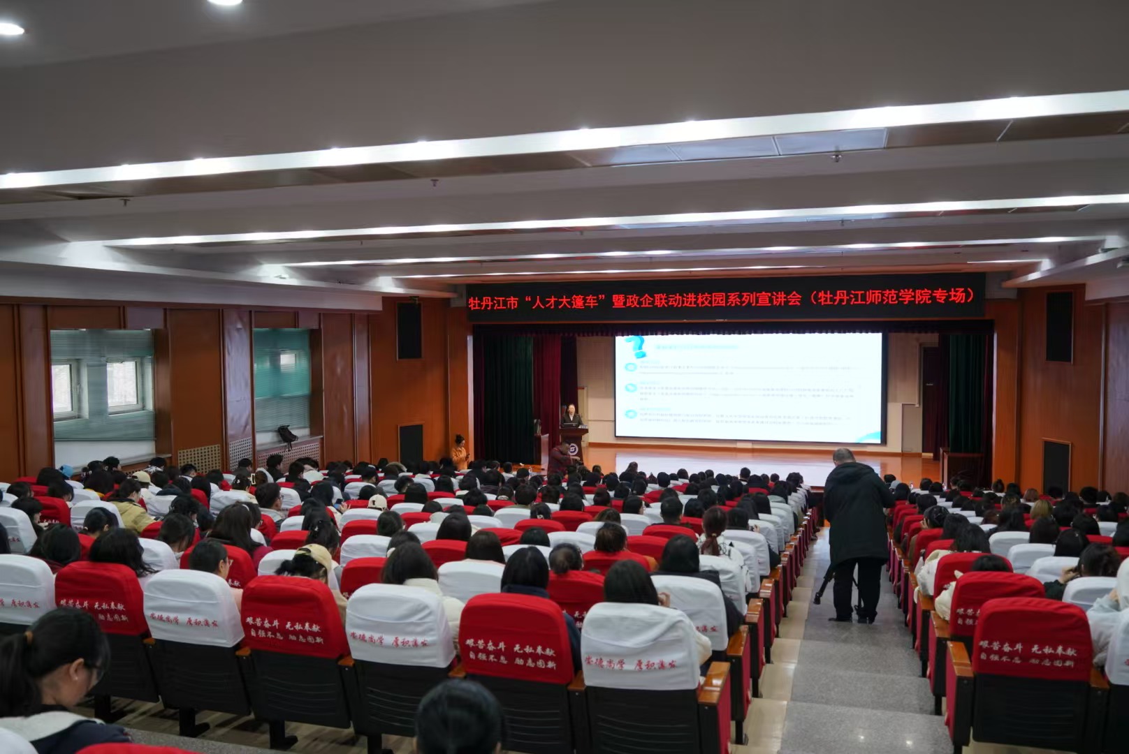 久青草无码视频在线观看第一苞