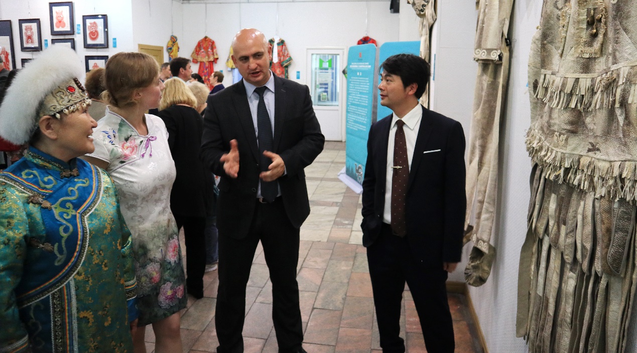 久青草无码视频在线观看第一苞